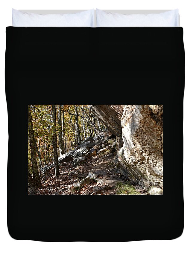 House Mountain Duvet Cover featuring the photograph House Mountain 17 by Phil Perkins