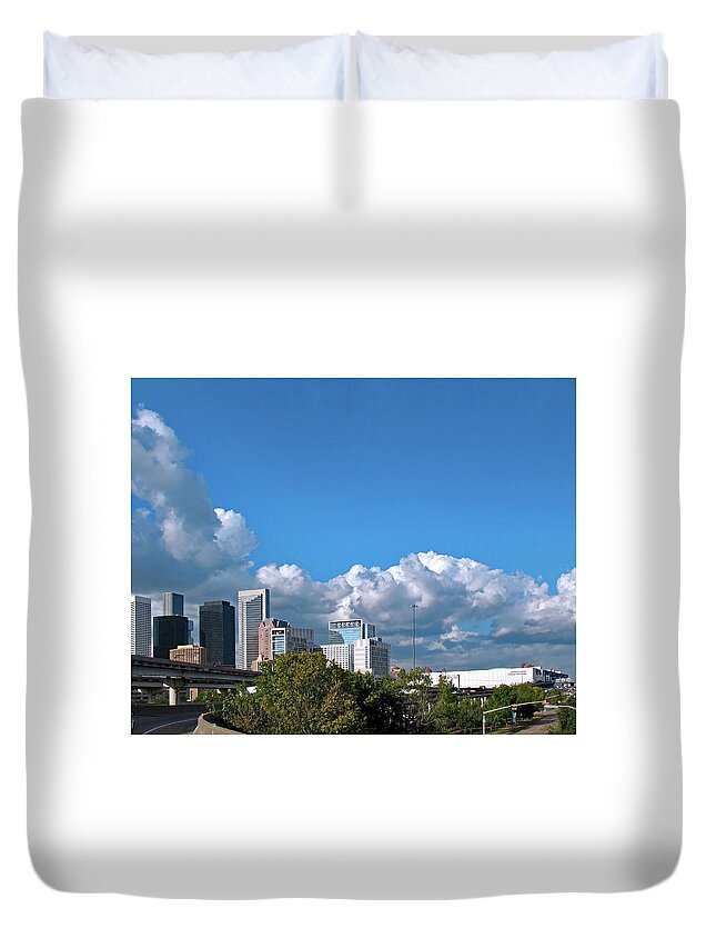 Clouds Duvet Cover featuring the photograph Houston Skyline Southeast by Connie Fox