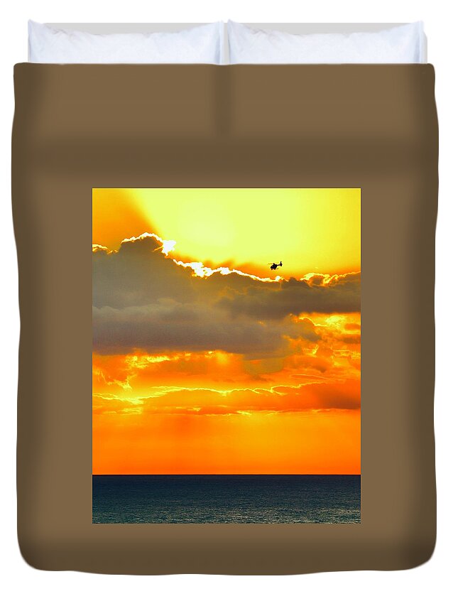 Flying Duvet Cover featuring the photograph Into the Sun by Sarah Lilja