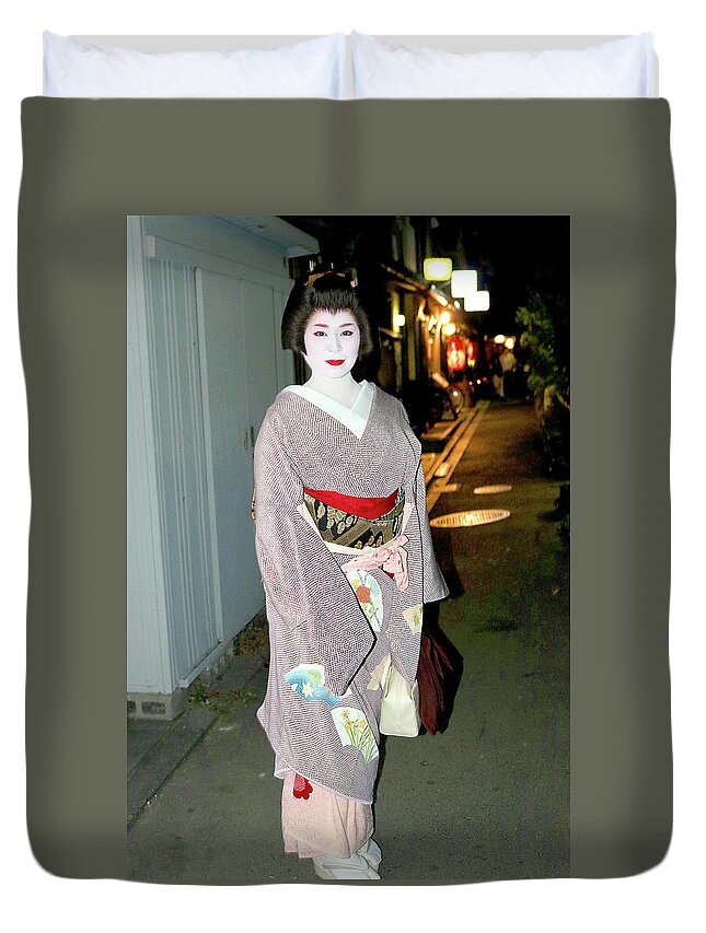  Duvet Cover featuring the photograph Japan 32 by Eric Pengelly