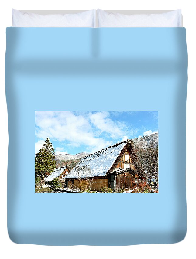  Duvet Cover featuring the photograph Japan 43 by Eric Pengelly