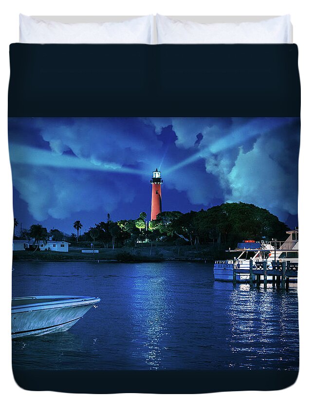 Jupiter Lighthouse Duvet Cover featuring the photograph Jupiter Lighthouse at Night by Laura Fasulo