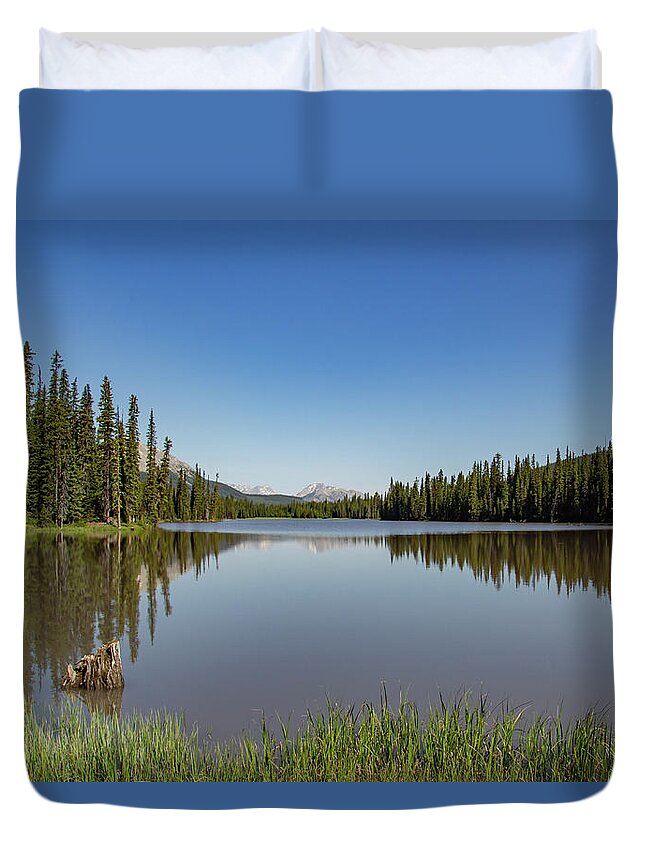 Canadian Rocky Mountains Duvet Cover featuring the photograph Kananaskis Country 5 by Cindy Robinson