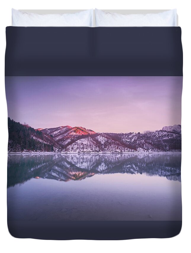 Lake Duvet Cover featuring the photograph Lake Gramolazzo and snow in Apuan mountains. Garfagnana, Tuscany by Stefano Orazzini