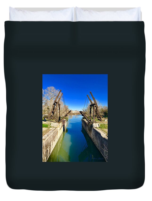 Langlois Bridge Duvet Cover featuring the photograph Langlois Bridge in Arles by Donna Martin Artisan Liight