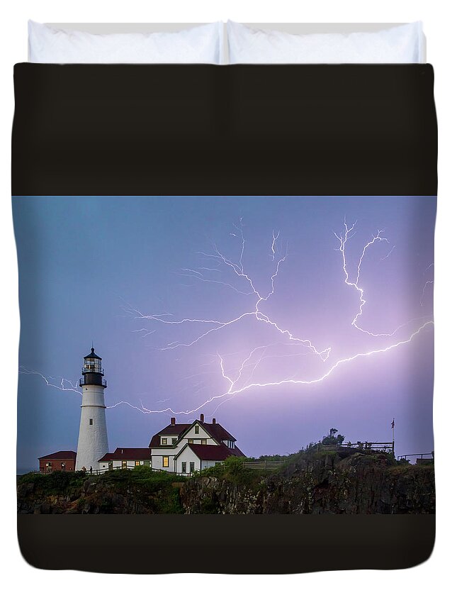 Lightning Duvet Cover featuring the photograph Lightning by Darryl Hendricks