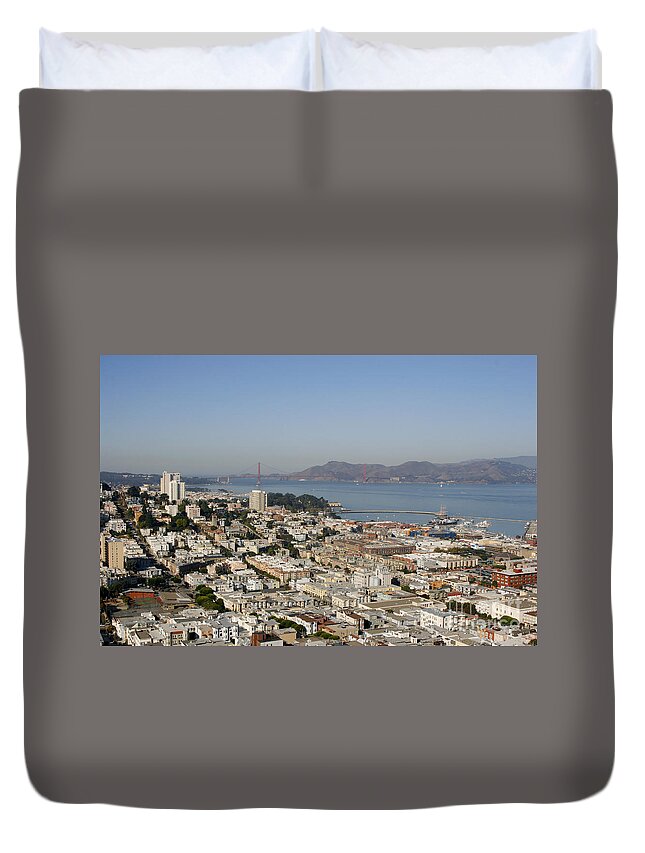 View From A Cloud Duvet Cover featuring the photograph Look West by fototaker Tony