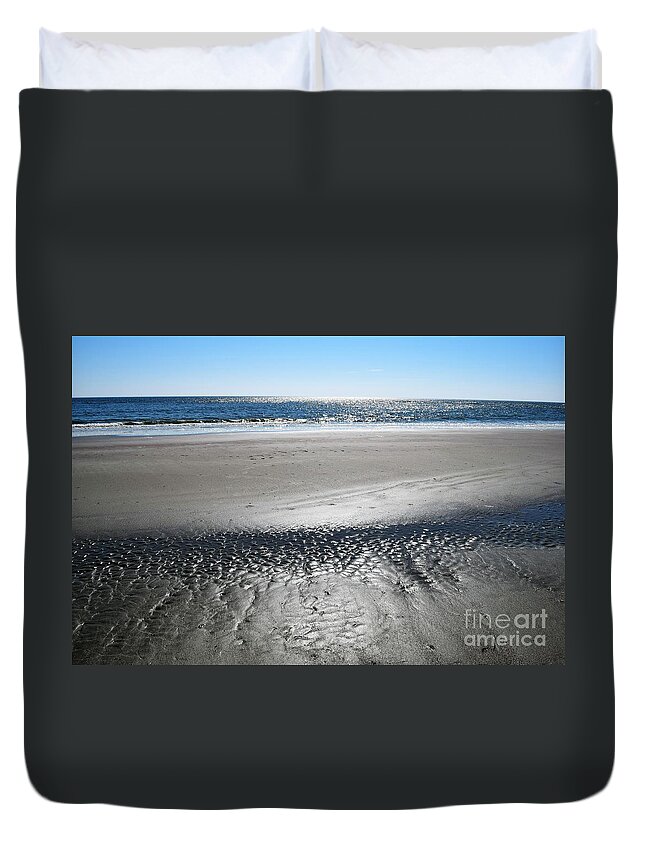  Duvet Cover featuring the photograph Low Tide Sunset by Victor Thomason