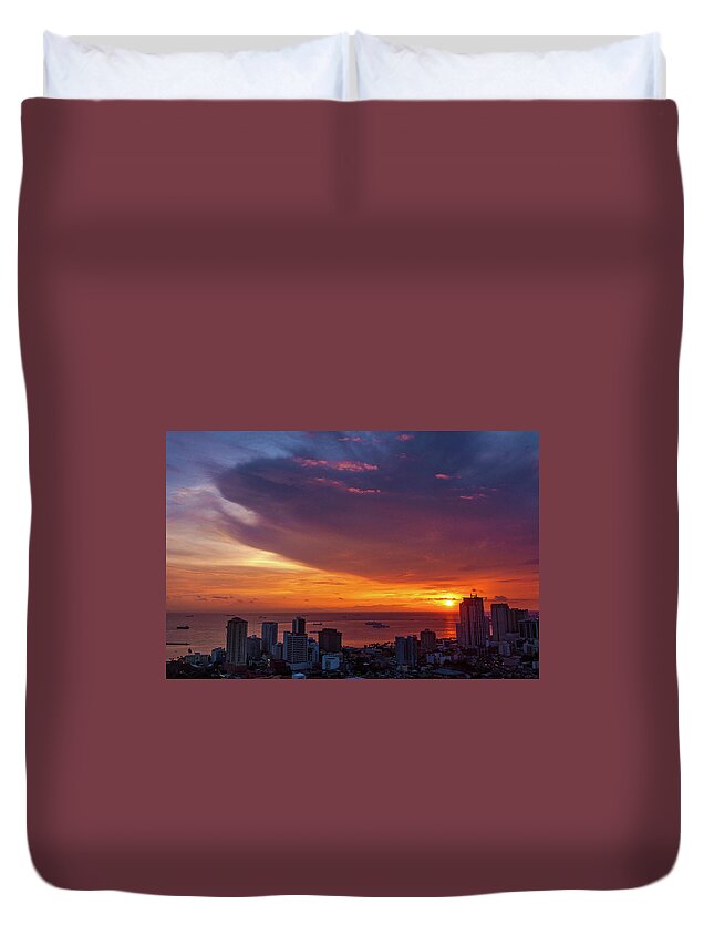 Philippines Duvet Cover featuring the photograph Manila Sunset Cityscape by Arj Munoz