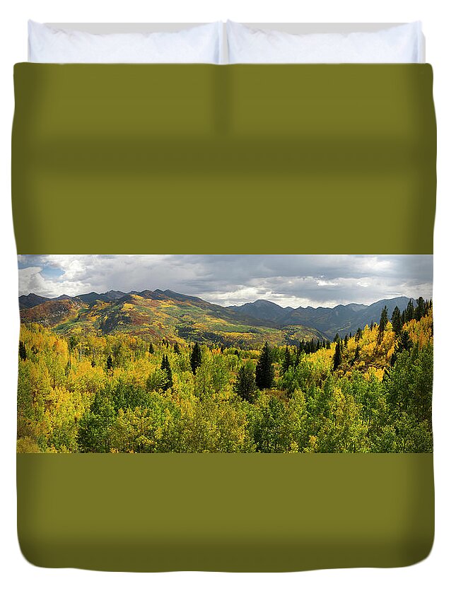 Mcclure Pass Duvet Cover featuring the photograph McClure Pass Panorama by Aaron Spong