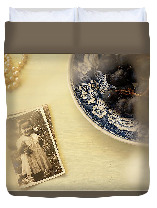 Photo Duvet Cover featuring the photograph Sweet Memories by Tina Horne