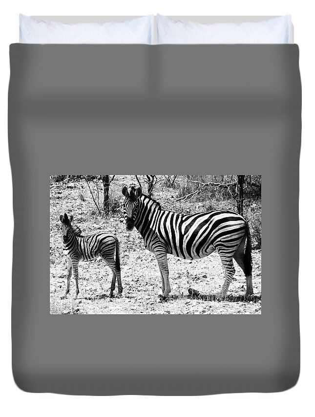 Africa Duvet Cover featuring the photograph Mimic by Andrew Paranavitana
