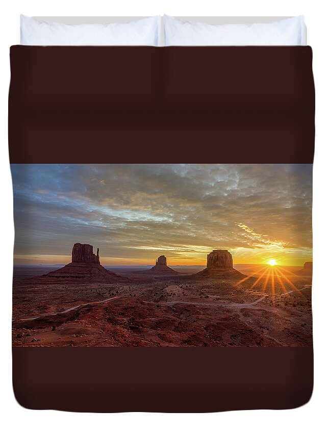 Usa Duvet Cover featuring the photograph Monument Valley Sunrise by Tim Stanley