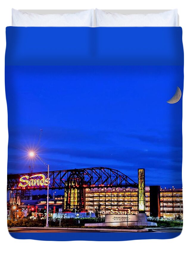 Casino Duvet Cover featuring the photograph Moon over Sands by DJ Florek