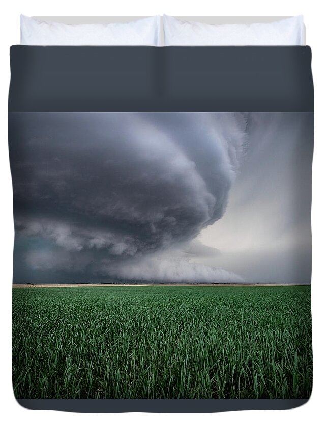 Mesocyclone Duvet Cover featuring the photograph Mothership Storm by Wesley Aston