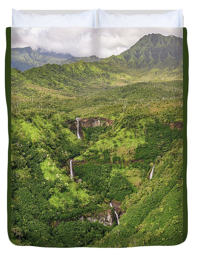 Mount Wai'ale'ale Duvet Cover featuring the photograph Mount Wai'ale'ale Waterfalls by Steven Sparks