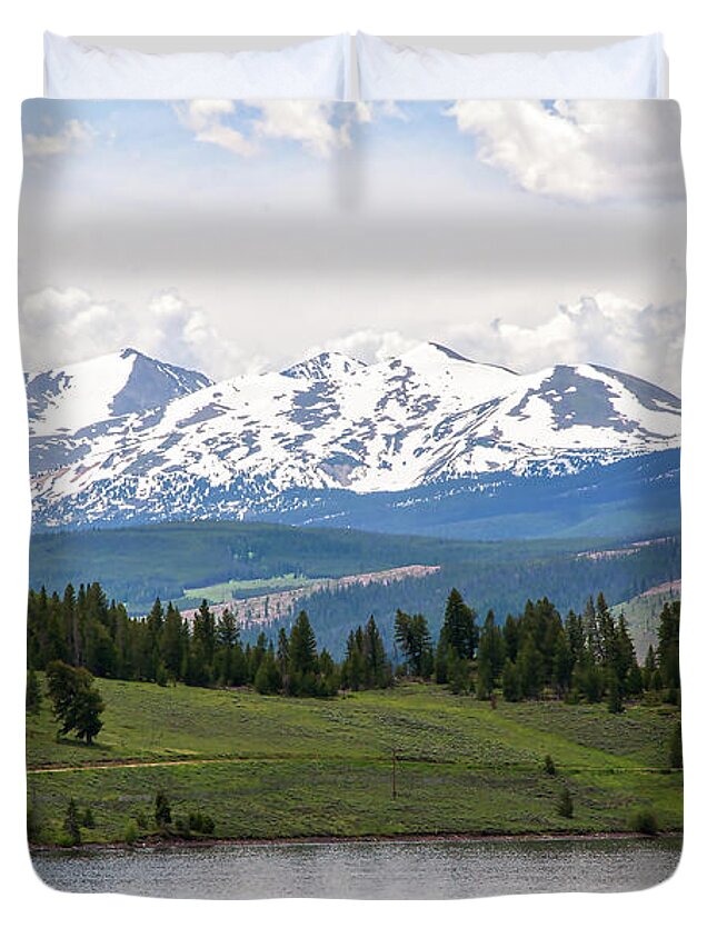 Colorado Duvet Cover featuring the digital art Mountain Range Above Lake Dillon by Kirt Tisdale