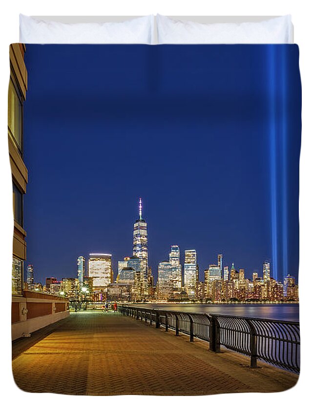 Wtc Duvet Cover featuring the photograph NYC Tribute In Light by Susan Candelario