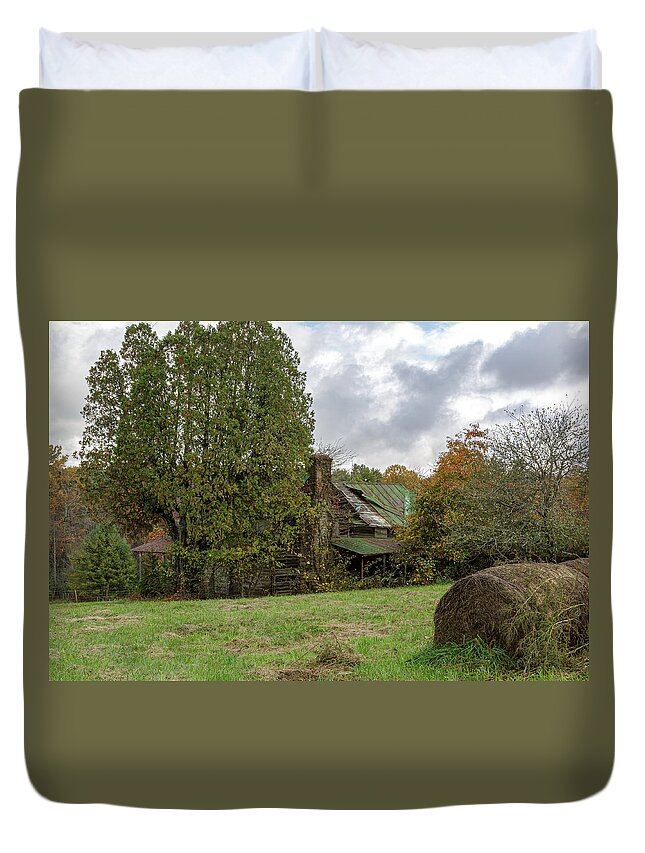 Farm House Duvet Cover featuring the photograph Oh, The Stories This House Could Tell by Steve Templeton