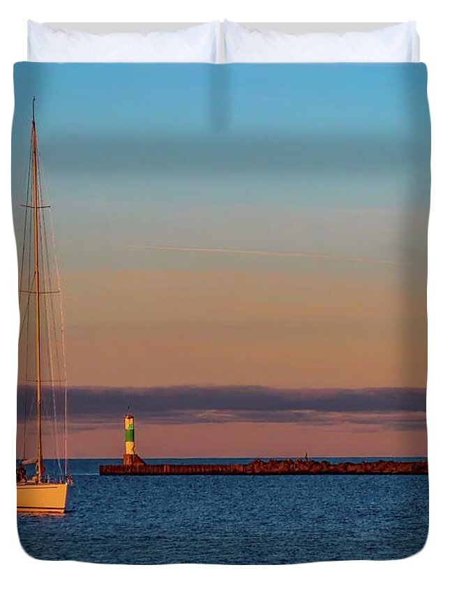  Duvet Cover featuring the photograph Ohana Arriving in Muskegeon at Sunrise IMG_6049 by Michael Thomas