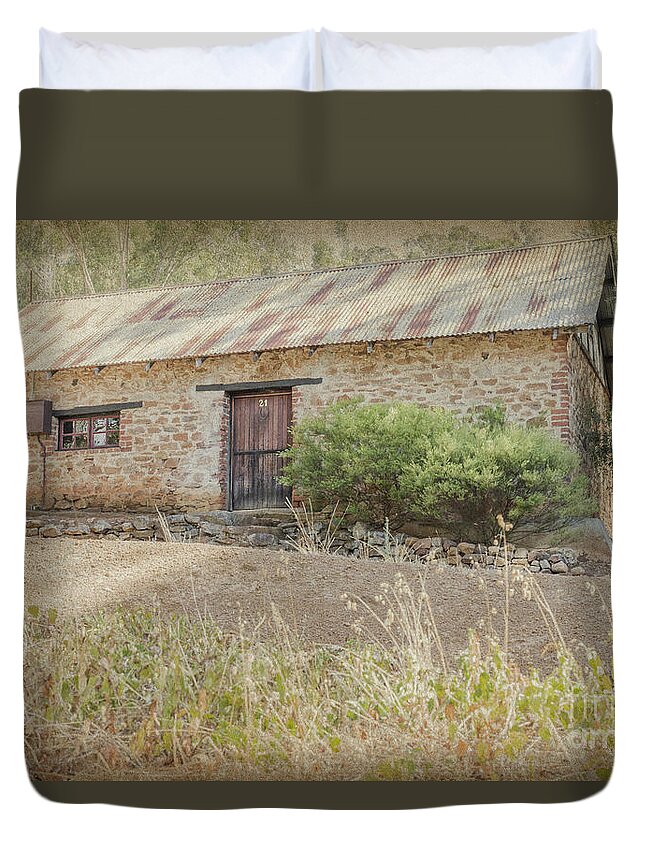 Stone Duvet Cover featuring the photograph Old Stone Cottage by Elaine Teague