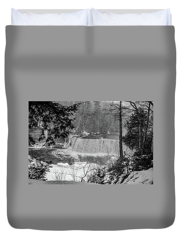 Tahquamenon Falls State Park Duvet Cover featuring the photograph One Last Look at Tahquamenon in Black and White by Deb Beausoleil