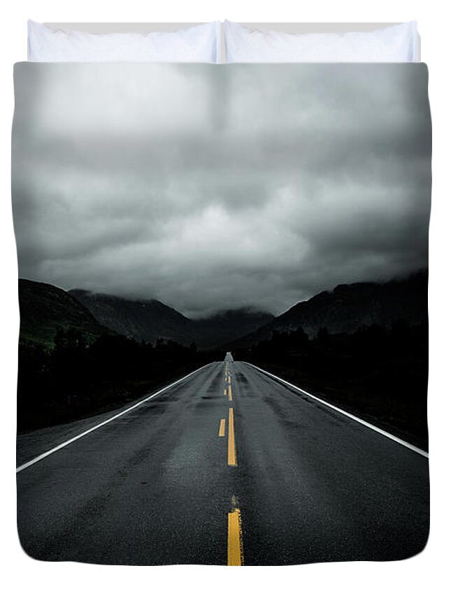 Open Duvet Cover featuring the photograph Open Road by Nicklas Gustafsson