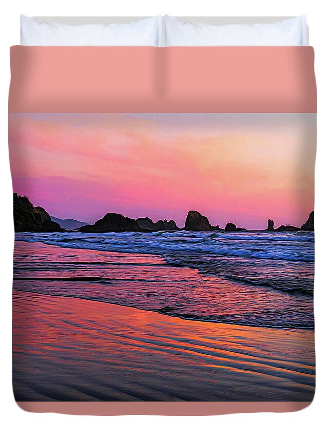 Oregon Coast Duvet Cover featuring the photograph Oregon Coast Sunset by Jaki Miller