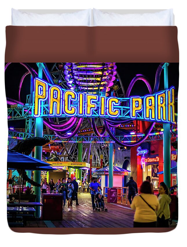 Santa Monica Pier Duvet Cover featuring the photograph Pacific Park - On The Pier by Gene Parks