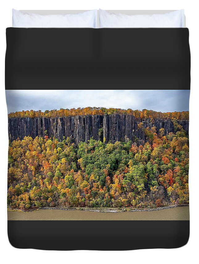 Autumn Duvet Cover featuring the photograph Palisade Cliffs in Autumn 3 by Kevin Suttlehan
