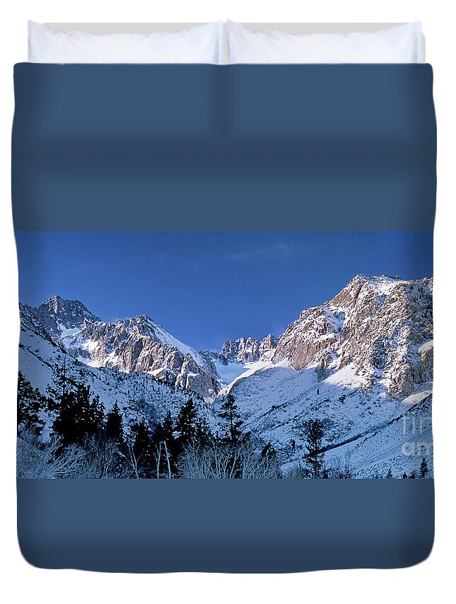 Dave Welling Duvet Cover featuring the photograph Panoramic Winter Middle Palisades Glacier Eastern Sierra by Dave Welling