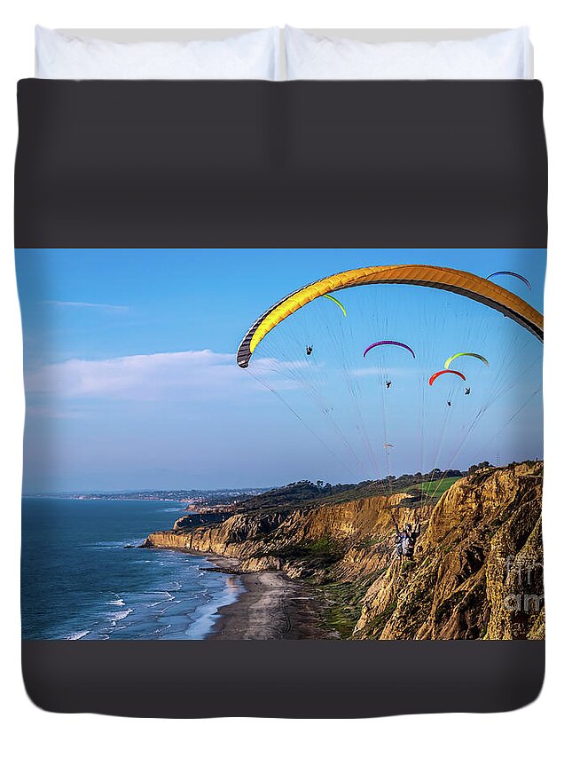 Beach Duvet Cover featuring the photograph Paragliders Flying Over Torrey Pines by David Levin