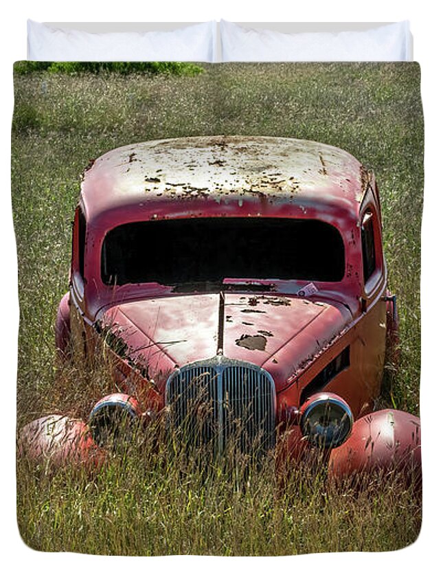Classic Car Duvet Cover featuring the photograph Pastoral Metal Sculpture by Steven Sparks