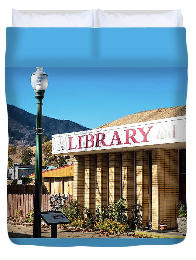 Pateros Library Duvet Cover featuring the photograph Pateros Library by Tom Cochran