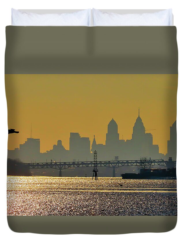 Philadelphia Duvet Cover featuring the photograph Philadelphia Skyline with Gull at Sunset as Seen from Amico Island by Linda Stern