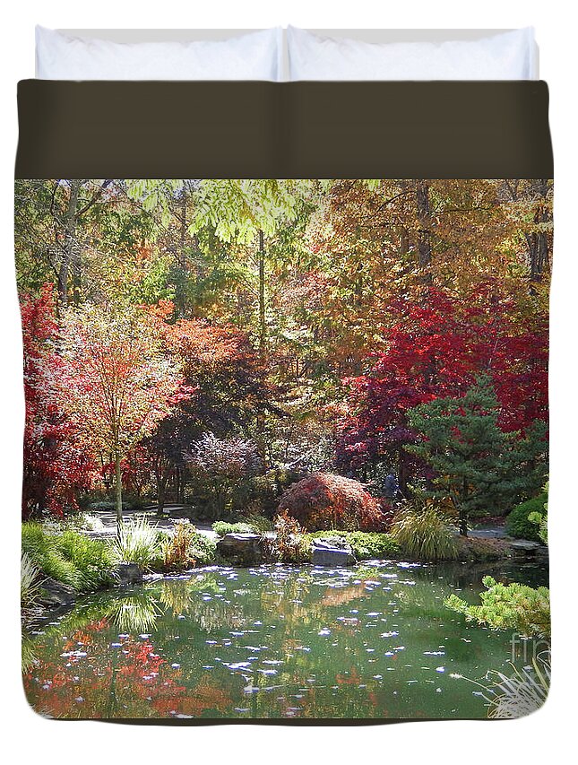 Landscape Duvet Cover featuring the photograph Pond in the Forest by Sharon Williams Eng
