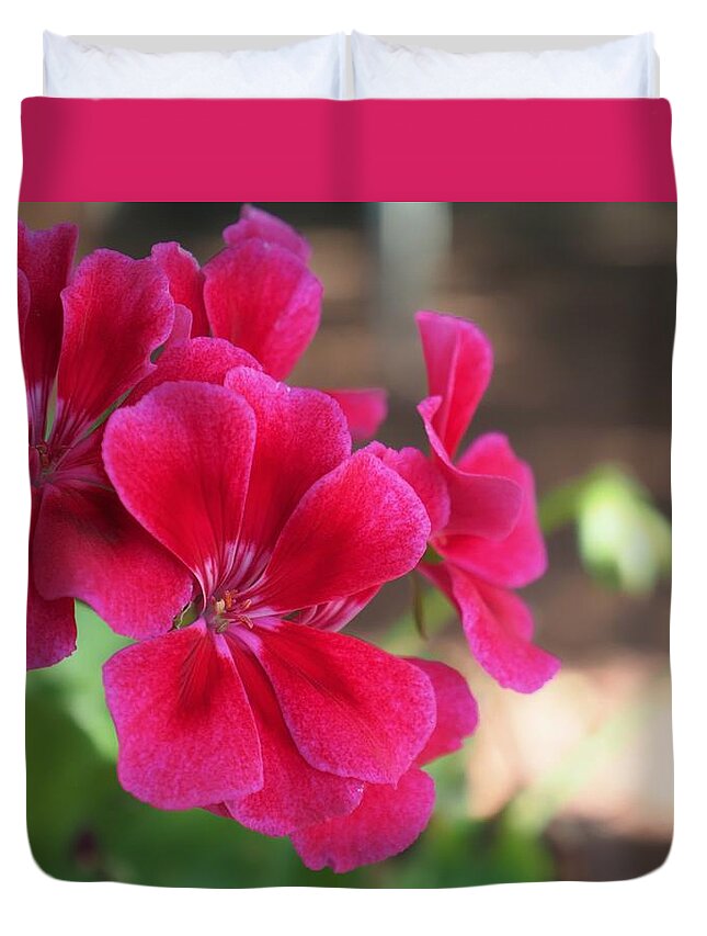 Red Duvet Cover featuring the photograph Pretty Flower 5 by C Winslow Shafer