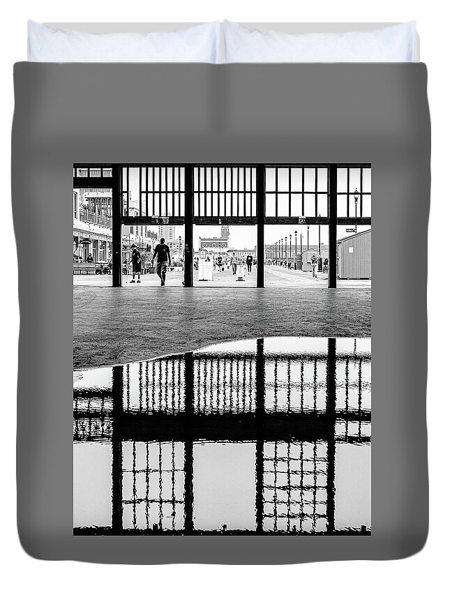  Duvet Cover featuring the photograph Puddle by Steve Stanger