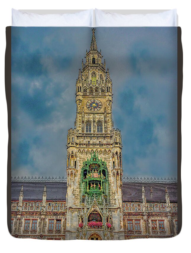 Munich Duvet Cover featuring the photograph Rathaus-Glockenspiel of Munich by Marcy Wielfaert