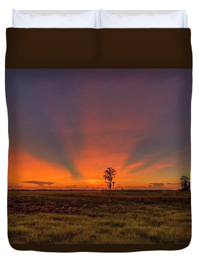 Sunset Duvet Cover featuring the photograph Rays Over the Ranch by Justin Battles