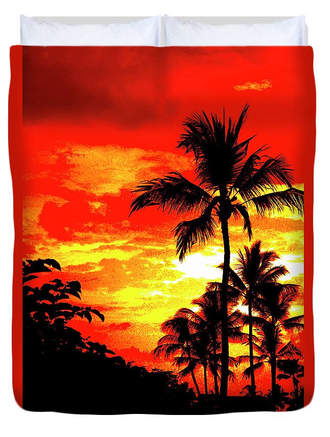 David Lawson Photography Duvet Cover featuring the photograph Red Sky At Night by David Lawson