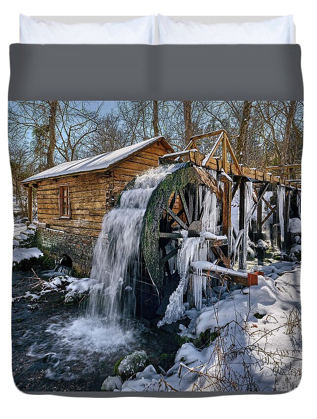 Mill Duvet Cover featuring the photograph Reed Spring Mil by Robert Charity