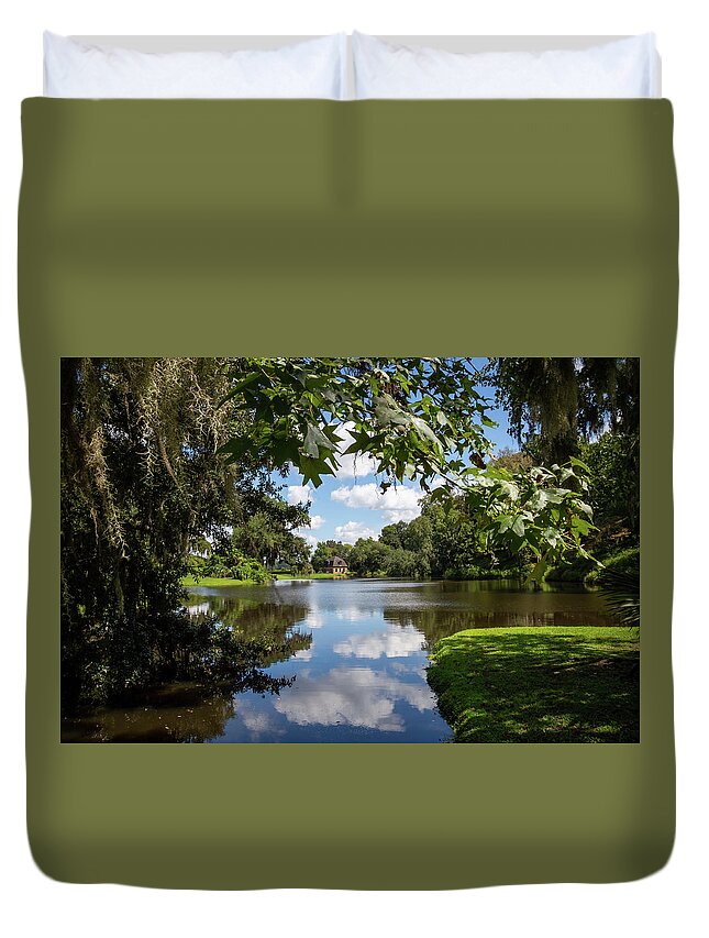 Middleton Place Plantation Duvet Cover featuring the photograph Rice House View by Cindy Robinson
