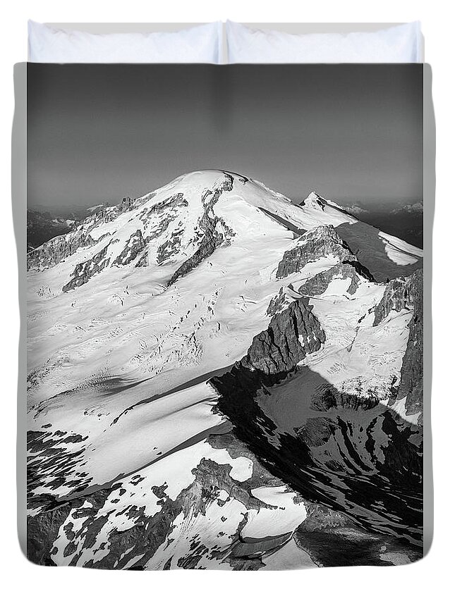 Mount Baker Duvet Cover featuring the photograph Ridge to Summit Black and White by Michael Rauwolf