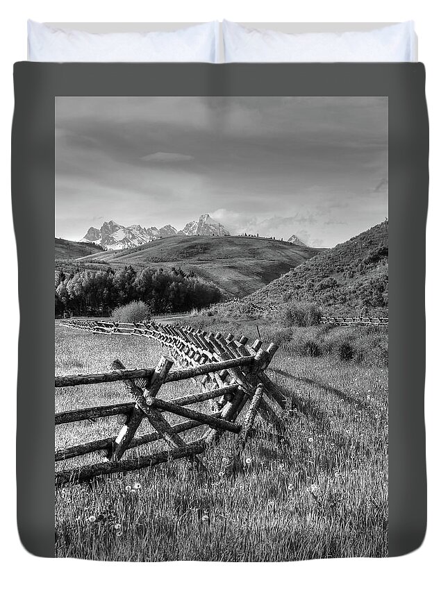 Wyoming Duvet Cover featuring the photograph Road To Tetons by Randall Dill