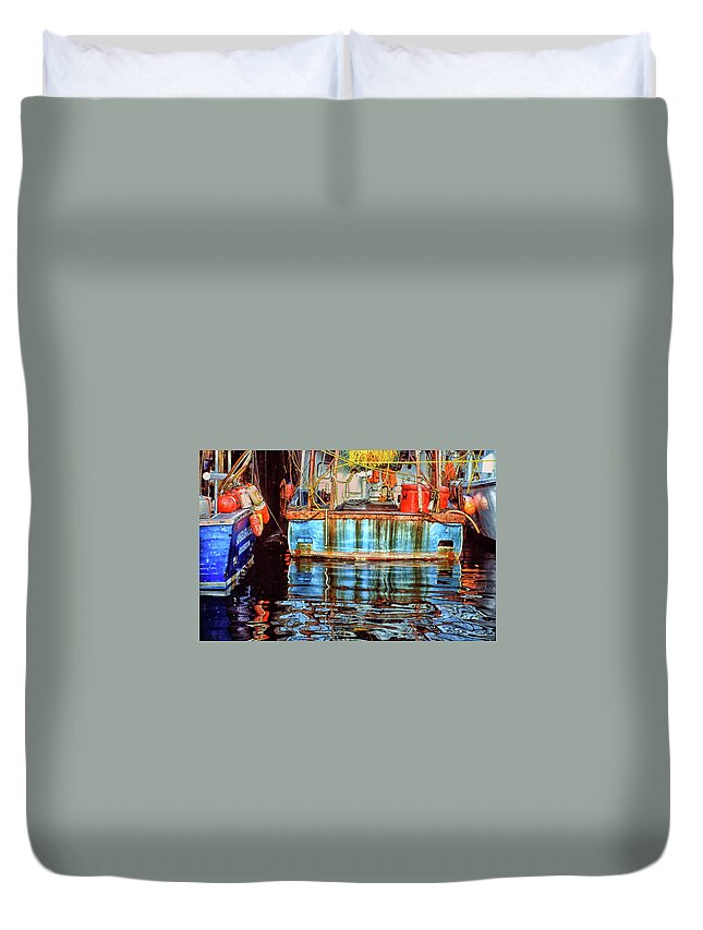 Seascape Duvet Cover featuring the photograph Rusty Reflections by Mike Martin