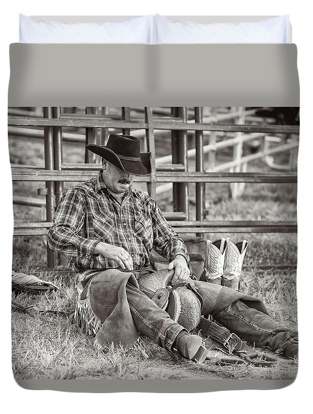 Rodeo Duvet Cover featuring the photograph Saddle Bronc Cowboy by Fon Denton