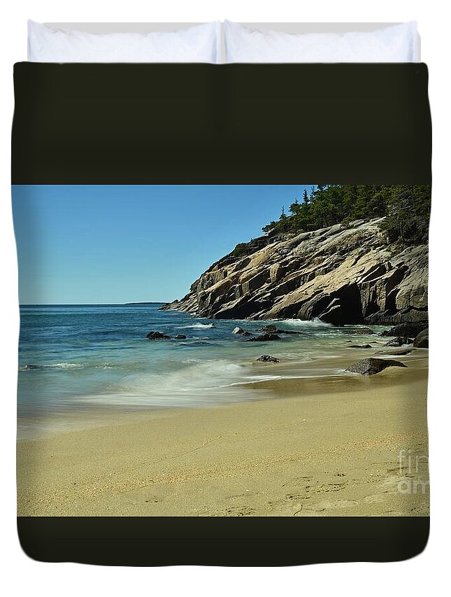 Acadia National Park Duvet Cover featuring the photograph Sand Beach # 1 by Steve Brown