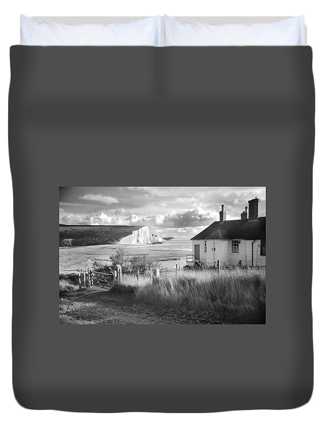 England Duvet Cover featuring the photograph Scenic Cliffs Coastline by Jerry Griffin