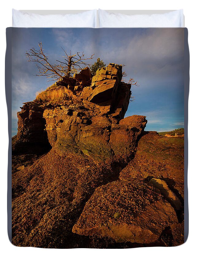 Landscape Duvet Cover featuring the photograph Seastack At Last Light by Irwin Barrett